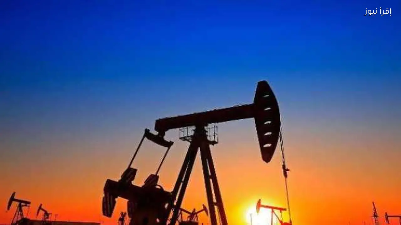 أسعار النفط تنخفض مع تراجع الخام الأمريكي بنسبة 1%