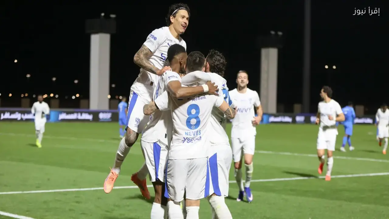 الهلال يتغلب على نيوم ويعتلي صدارة الدوري