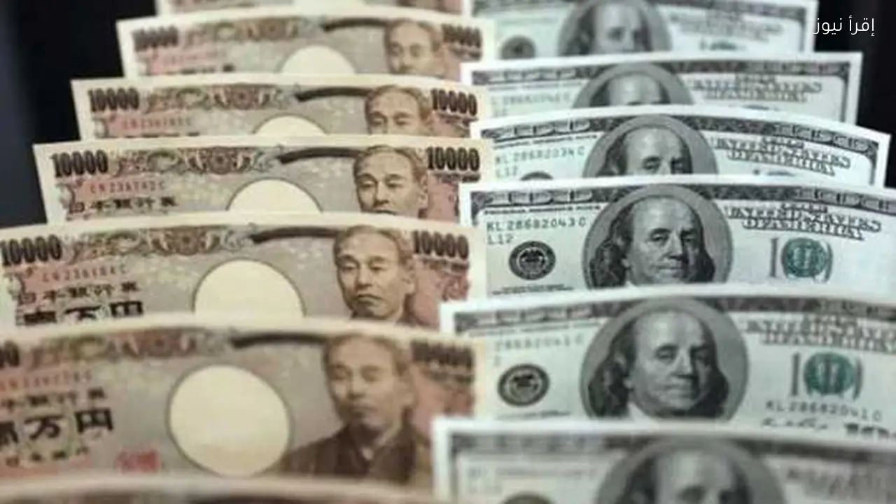الين يرتفع بفعل تراجع الدولار