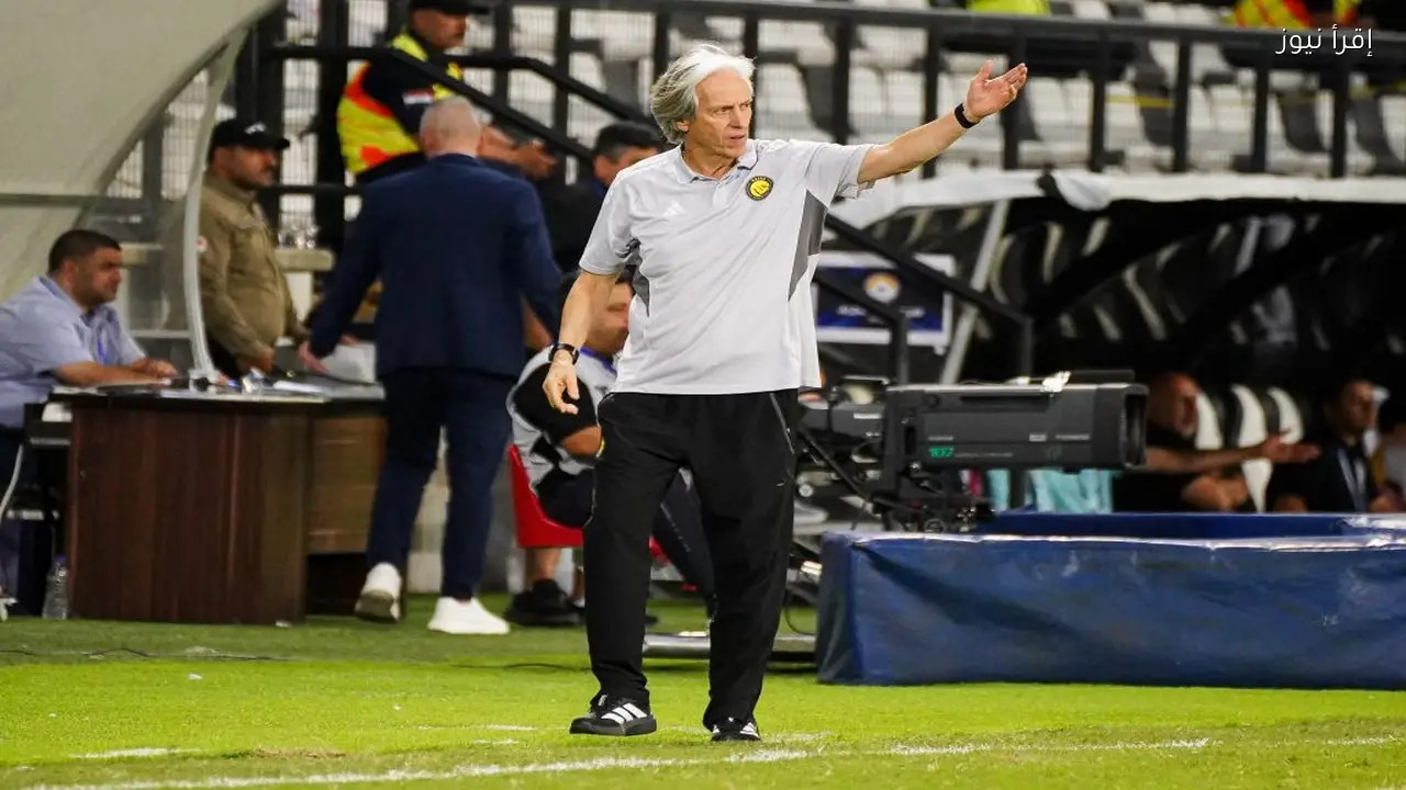 جيسوس يضع خطة لمواجهة النصر في مباراة حاسمة