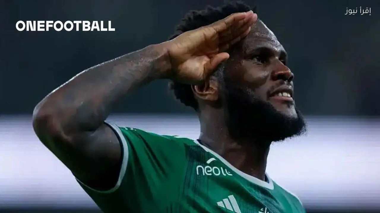 فرانك كيسي يصل إلى 100 مباراة مع الأهلي ومستقبله في الدوري السعودي غير مؤكد