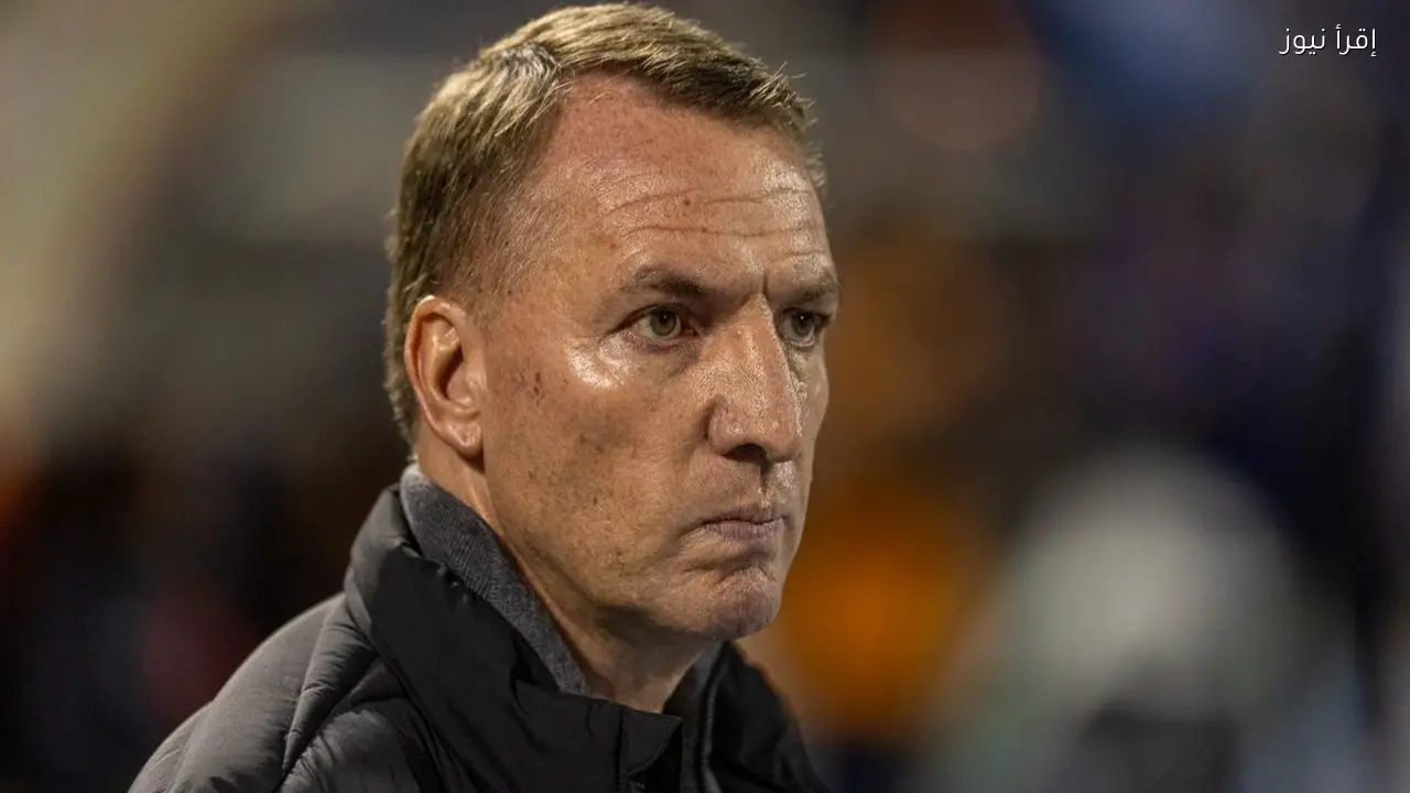 مدرب القادسية يهاجم حكم مباراة الهلال ويصف أدائه بالسئ